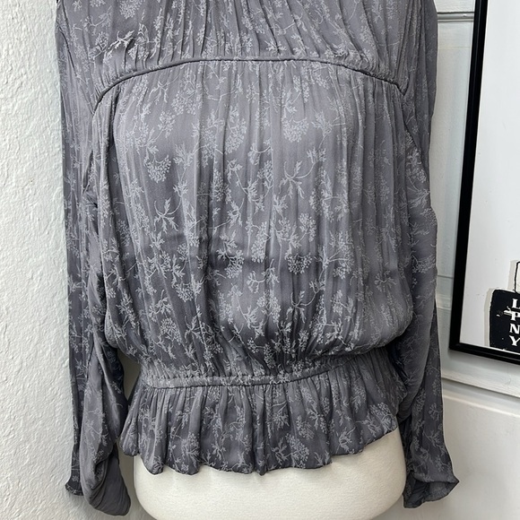 NWOT Current Air Gray Boho Blouse Size M - Picture 4 of 7